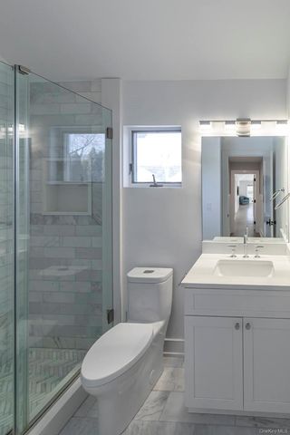 15 Palo Alto Drive, Hampton Bays, NY 11946