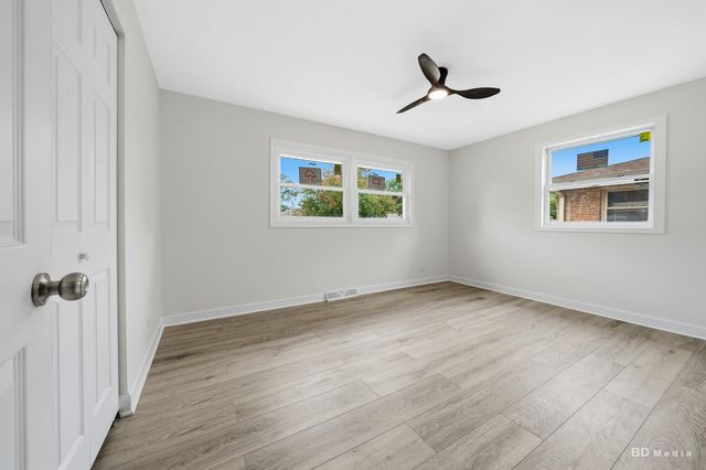 16445 Dobson Avenue, South Holland, IL 60473