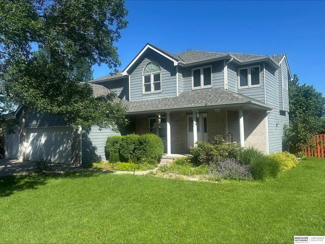 9100 Merryvale Drive, Lincoln, NE 68526