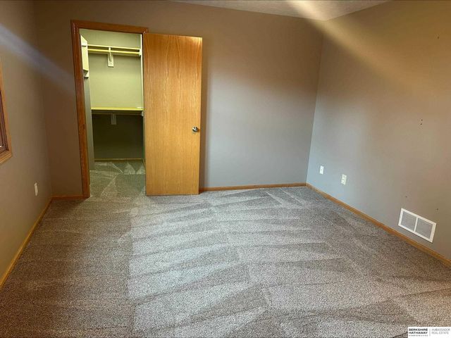 9100 Merryvale Drive, Lincoln, NE 68526