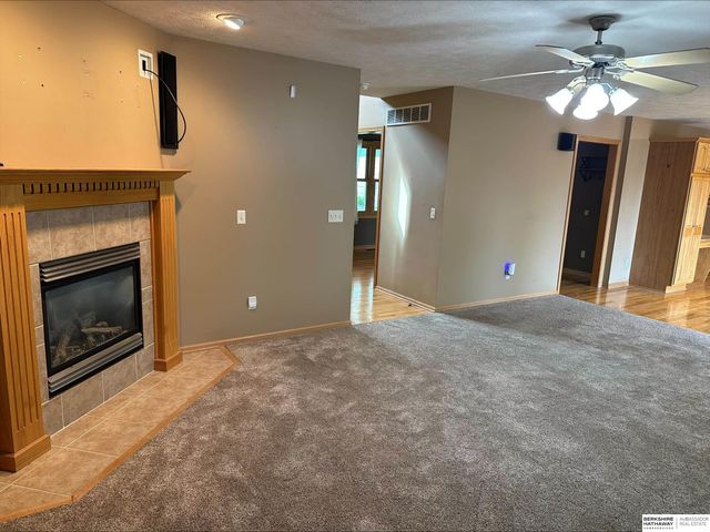9100 Merryvale Drive, Lincoln, NE 68526