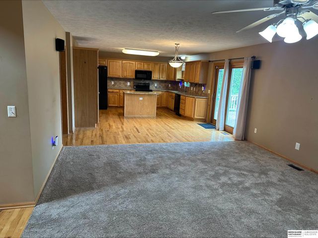 9100 Merryvale Drive, Lincoln, NE 68526