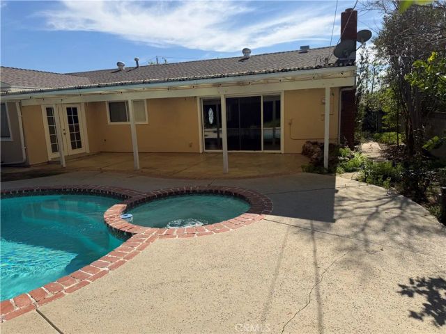 26141 Hatmor Drive, Calabasas, CA 91302