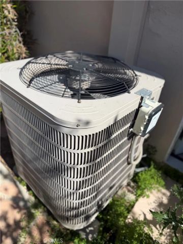 26141 Hatmor Drive, Calabasas, CA 91302