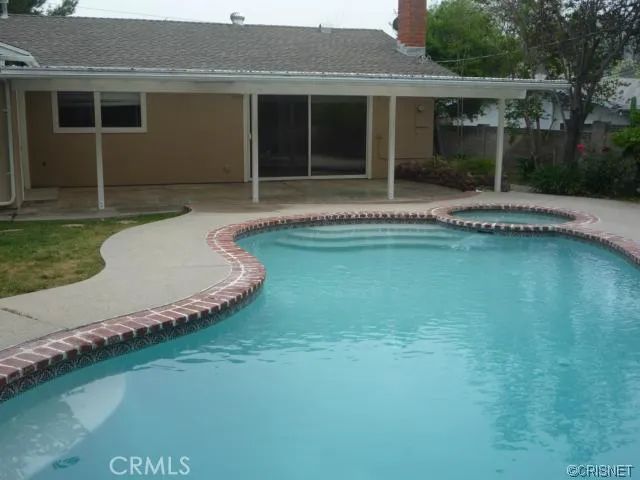 26141 Hatmor Drive, Calabasas, CA 91302