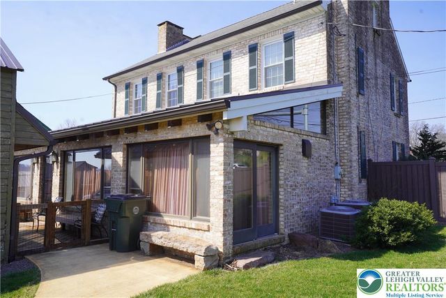 9020 Schantz Road, Upper Macungie Twp, PA 18031