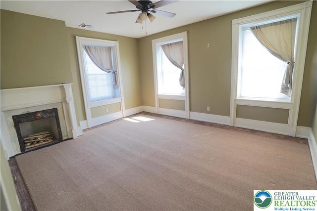 9020 Schantz Road, Upper Macungie Twp, PA 18031