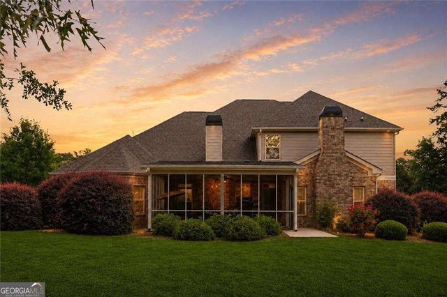 1542 lenten Way, Statham, GA 30666