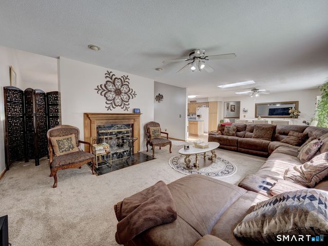 300 Hilltop Road, Watertown, CT 06779