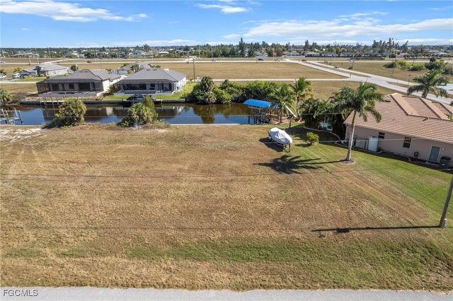 1209 NW 33rd AVE, Cape Coral, FL 33993