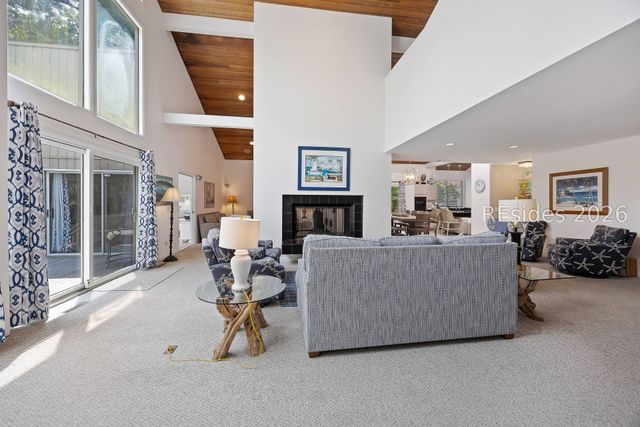20 Heath Dr, Hilton Head Island, SC 29928