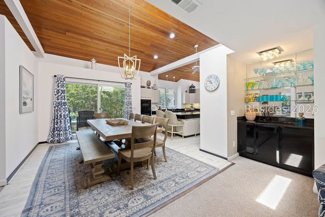 20 Heath Dr, Hilton Head Island, SC 29928