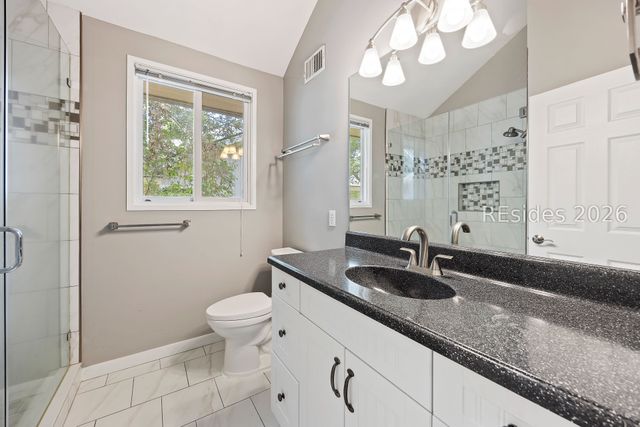 20 Heath Dr, Hilton Head Island, SC 29928