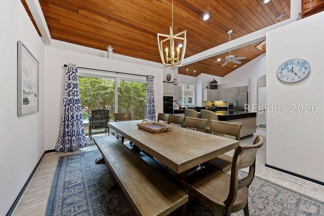 20 Heath Dr, Hilton Head Island, SC 29928