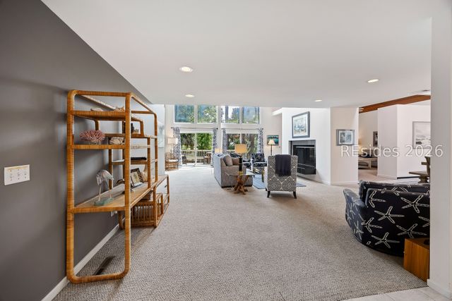 20 Heath Dr, Hilton Head Island, SC 29928