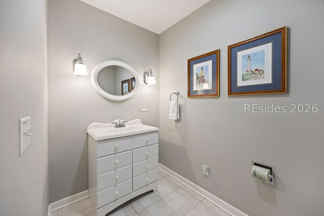 20 Heath Dr, Hilton Head Island, SC 29928