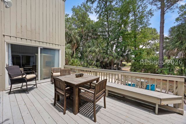 20 Heath Dr, Hilton Head Island, SC 29928