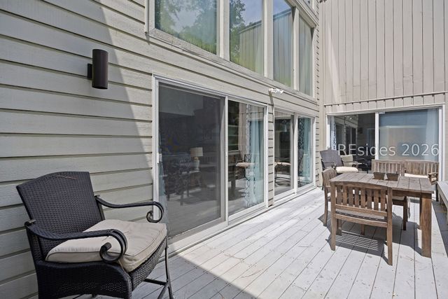 20 Heath Dr, Hilton Head Island, SC 29928