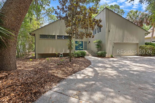 20 Heath Dr, Hilton Head Island, SC 29928