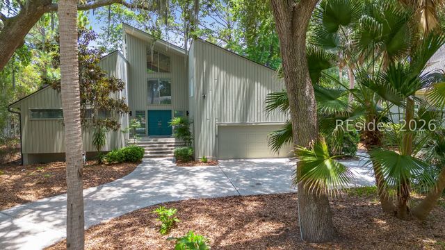 20 Heath Dr, Hilton Head Island, SC 29928