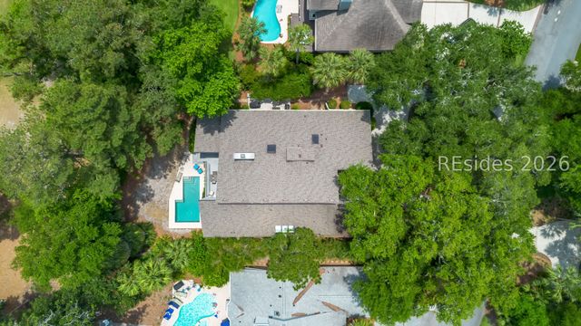 20 Heath Dr, Hilton Head Island, SC 29928