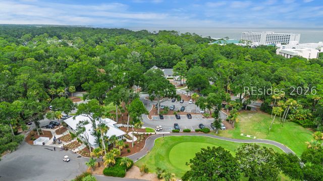 20 Heath Dr, Hilton Head Island, SC 29928