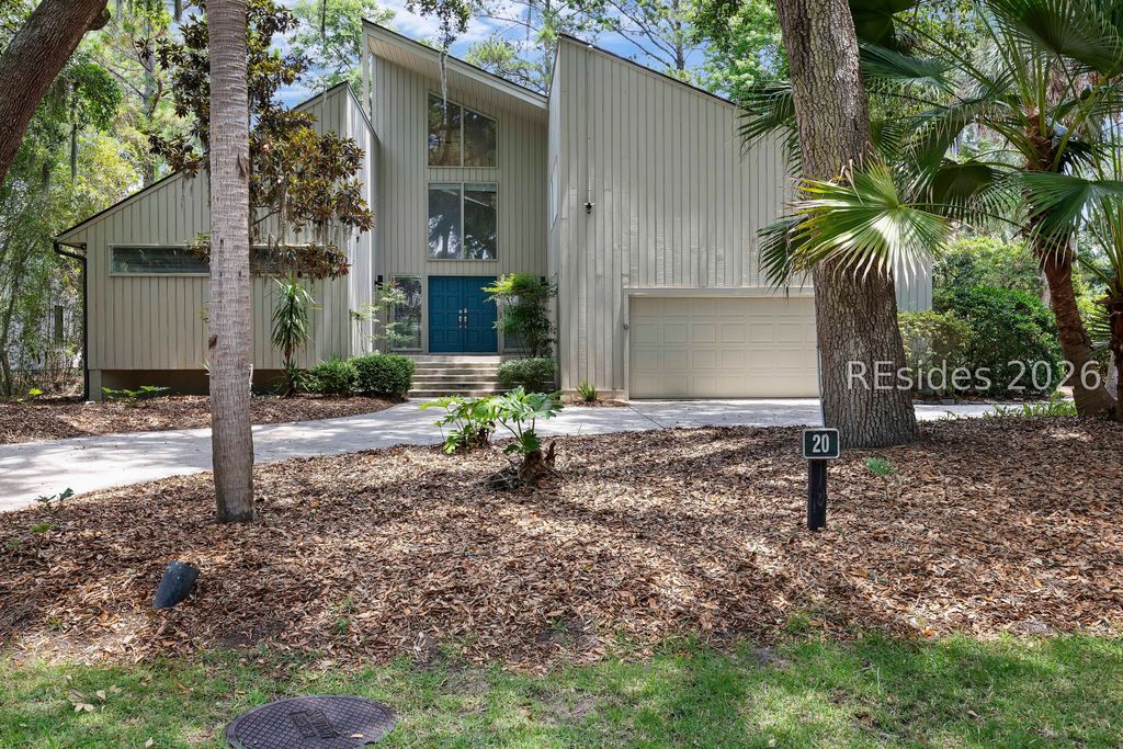 20 Heath Dr, Hilton Head Island, SC 29928