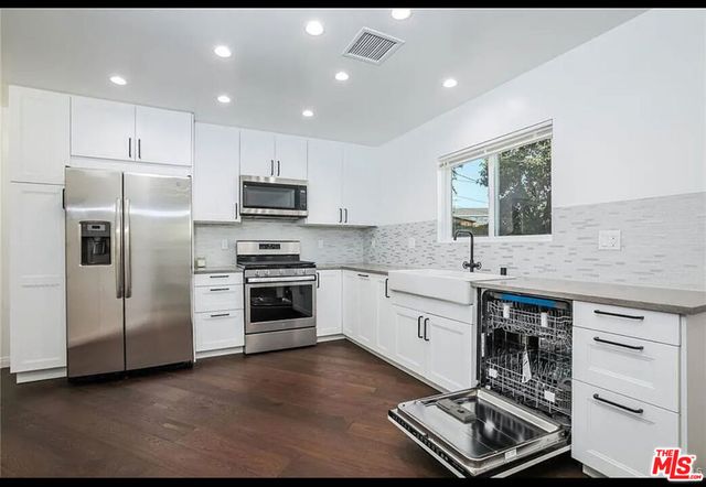 6147 Will Rogers Street, Westchester, CA 90045