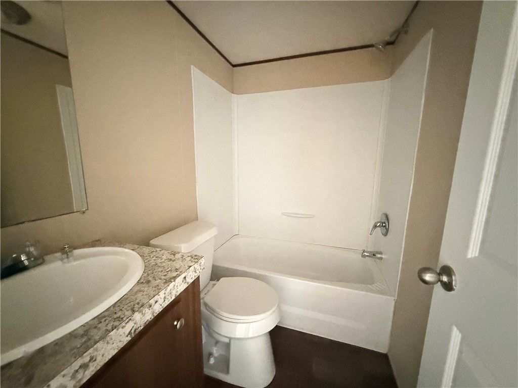 1807 W Gile Ave, Aransas Pass, TX 78336 — photo 5