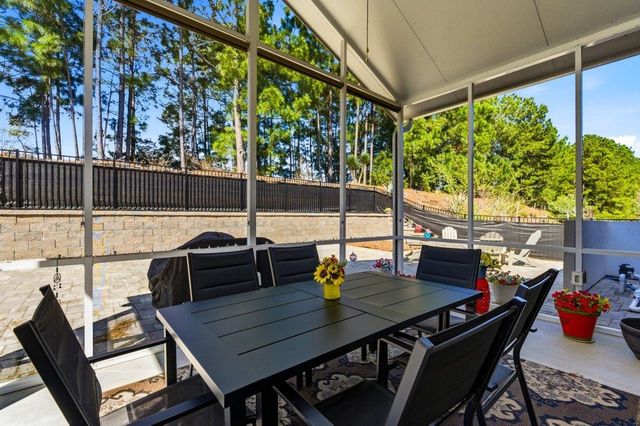 9182 Abingdon Dr., Myrtle Beach, SC 29579
