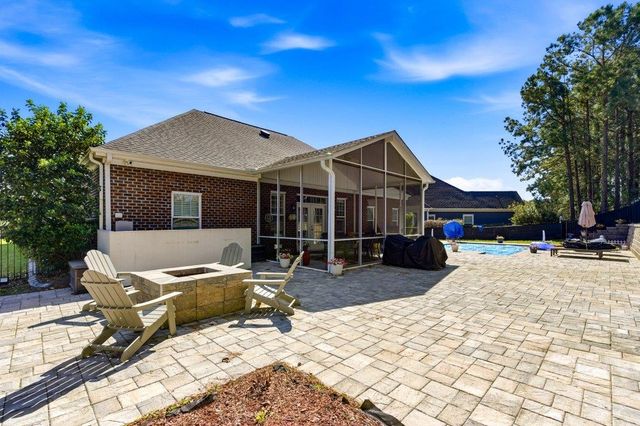 9182 Abingdon Dr., Myrtle Beach, SC 29579