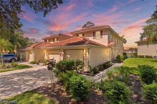 340 Robin Hood CIR 102, Naples, FL 34104