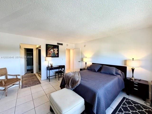 2450 NE 135th Street 704, North Miami, FL 33181