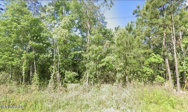 10241 River Drive, Bay Saint Louis, MS 39520