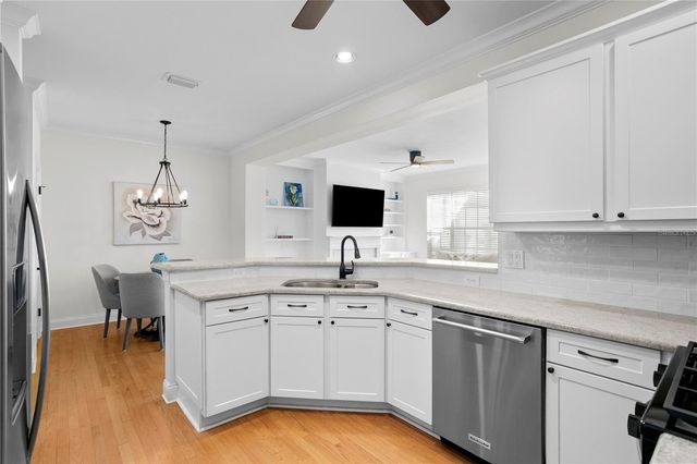 904 HARBOUR BAY DRIVE, Tampa, FL 33602