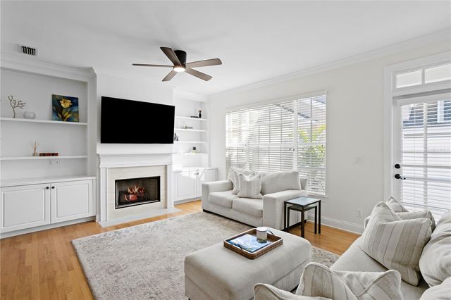 904 HARBOUR BAY DRIVE, Tampa, FL 33602