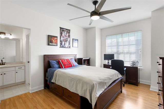 904 HARBOUR BAY DRIVE, Tampa, FL 33602