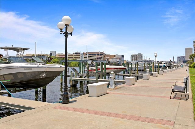 904 HARBOUR BAY DRIVE, Tampa, FL 33602