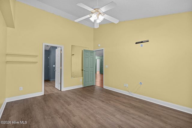 233 Derby Downs Drive, Sneads Ferry, NC 28460