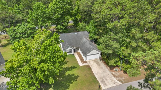233 Derby Downs Drive, Sneads Ferry, NC 28460