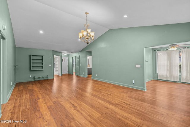 233 Derby Downs Drive, Sneads Ferry, NC 28460