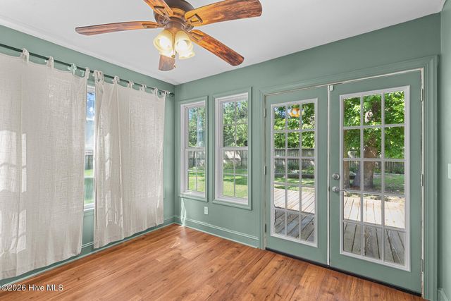 233 Derby Downs Drive, Sneads Ferry, NC 28460