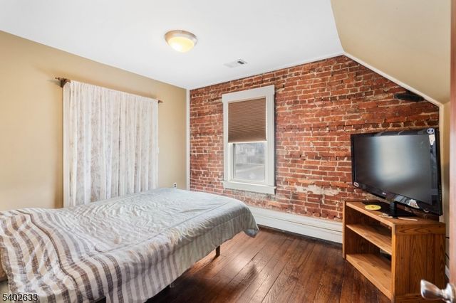 17 Dietrich St Hm, Little Ferry Boro, NJ 07643