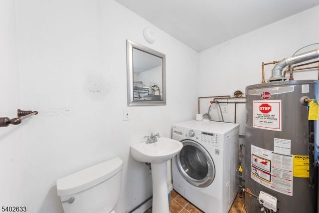 17 Dietrich St Hm, Little Ferry Boro, NJ 07643