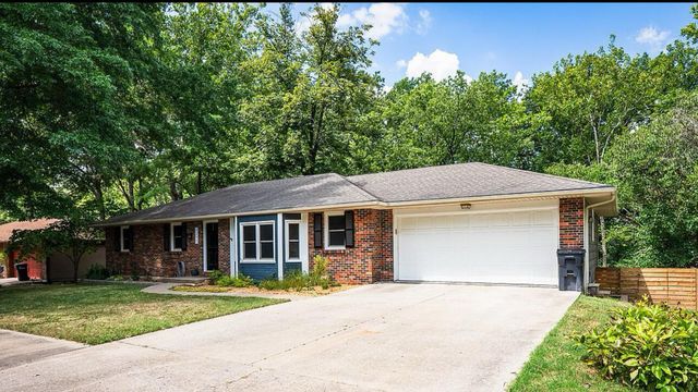 3211 KOHLER CIR, Columbia, MO 65203