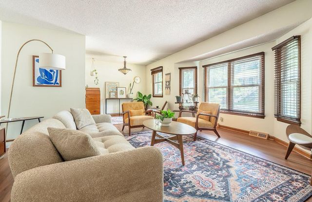 3211 KOHLER CIR, Columbia, MO 65203