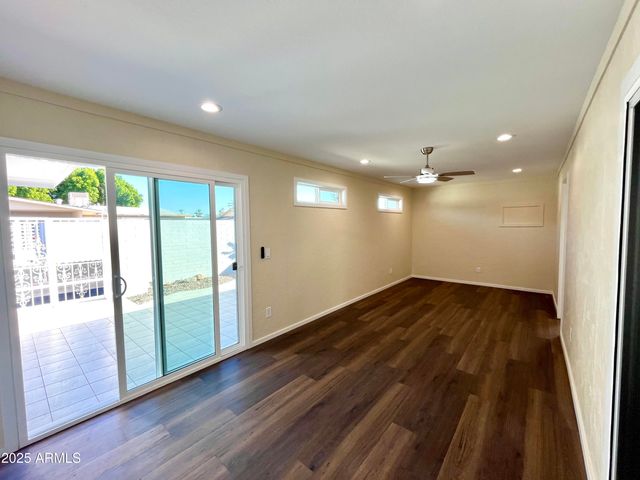 13629 N DEL WEBB Boulevard, Sun City, AZ 85351