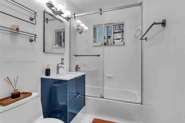 470 NW 88th Ter, El Portal, FL 33150