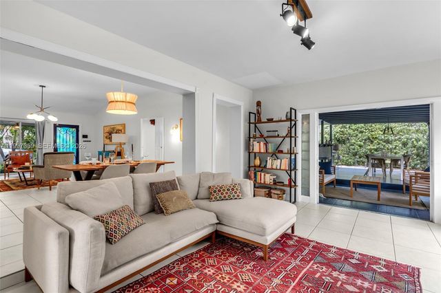 470 NW 88th Ter, El Portal, FL 33150