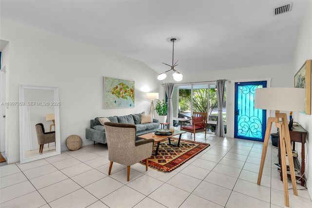 470 NW 88th Ter, El Portal, FL 33150